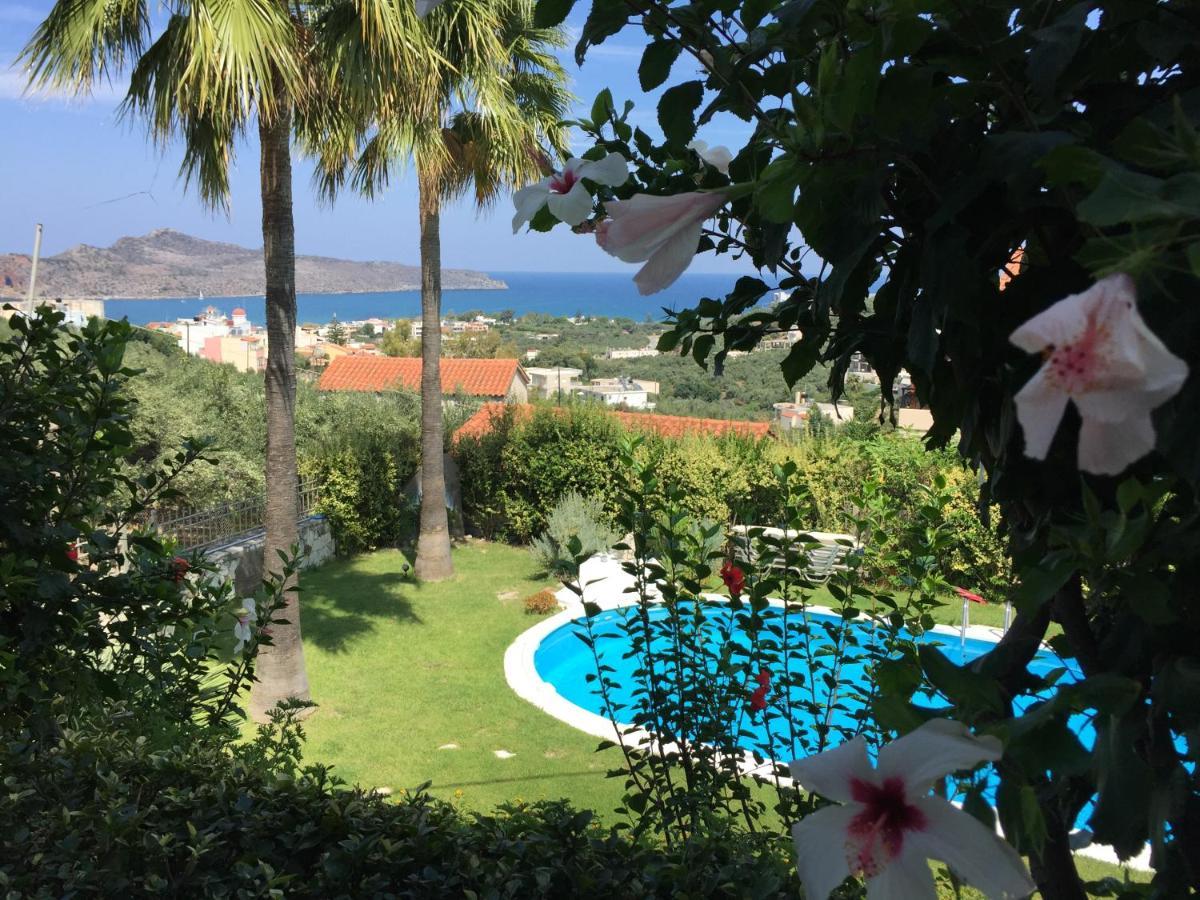 Andromia Studios & Apartments Agia Marina Екстериор снимка