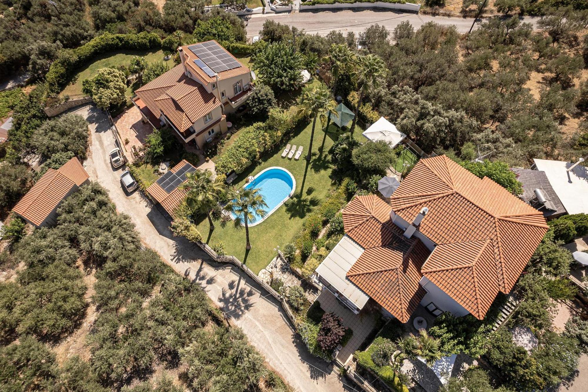 Andromia Studios & Apartments Agia Marina Екстериор снимка