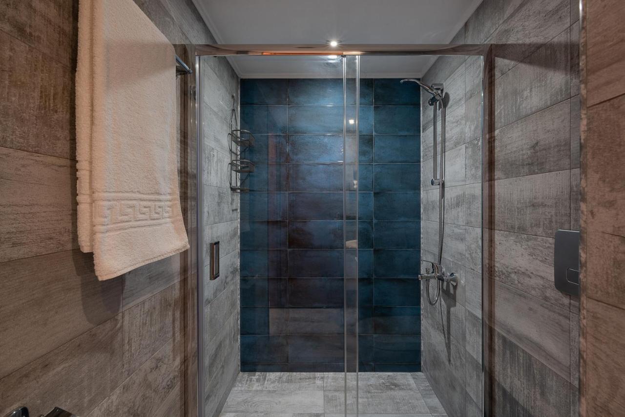 Andromia Studios & Apartments Agia Marina Екстериор снимка